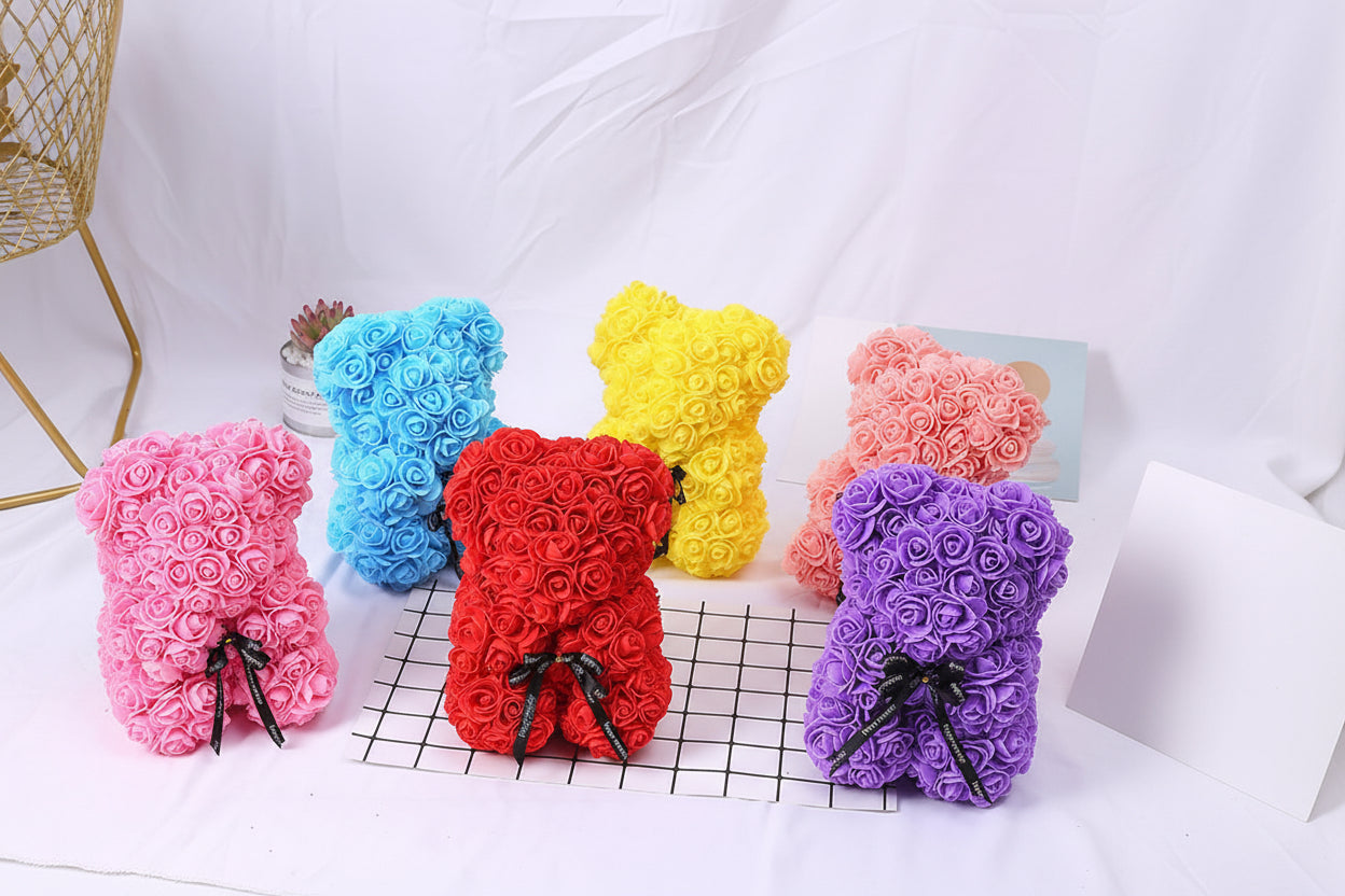 Ourson en Roses Éternelles – Cadeau Parfait pour la Saint-Valentin