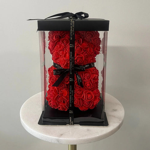 Ourson en Roses Éternelles – Cadeau Parfait pour la Saint-Valentin